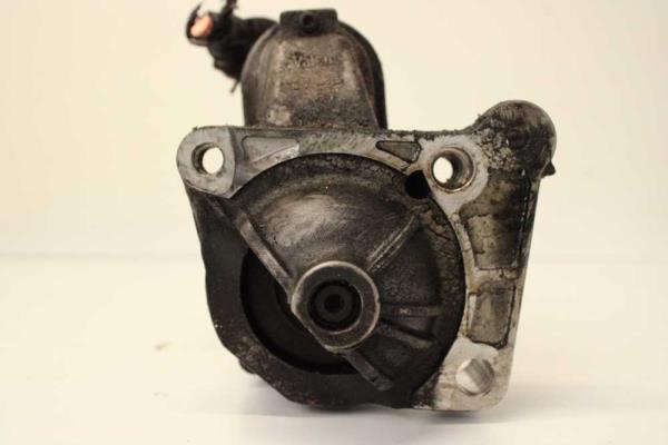 DEMARREUR MISTUBISHI/ VOLVO/ RENAULT - Vue 3